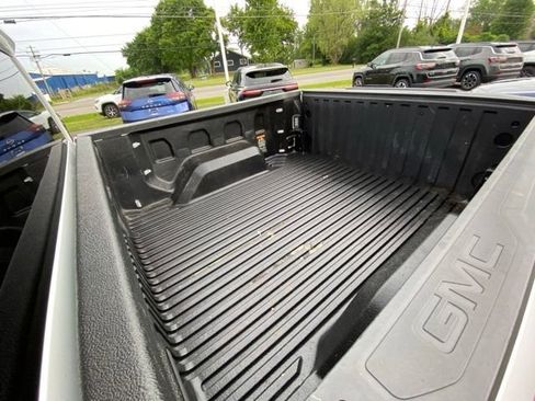 Used 2024 GMC Sierra 1500 Elevation AWD/4WD image 25