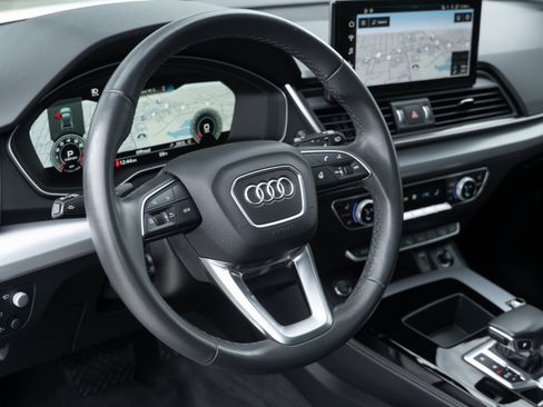Certified 2023 Audi Q5 2.0T Prestige w/ Prestige Package image 11