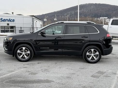 Used 2019 Jeep Cherokee Limited image 10