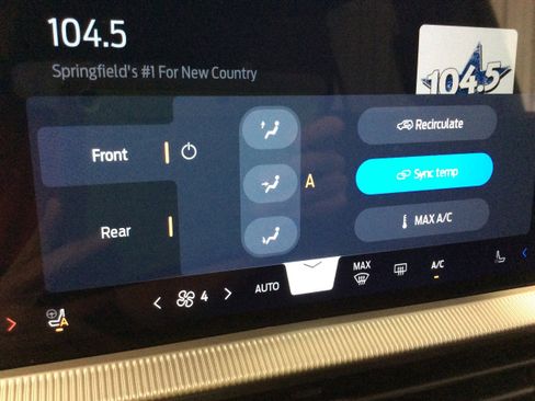 Used 2025 Ford Explorer ST-Line image 40