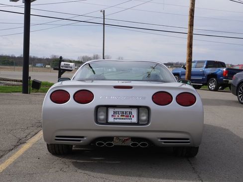 Used 2003 Chevrolet Corvette Coupe w/ Preferred Equipment Group image 6