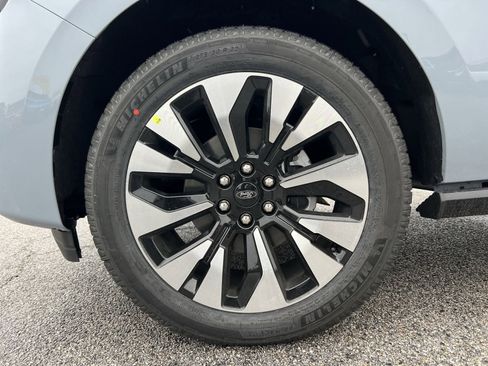 New 2026 Ford Expedition Platinum w/ Driver's Package image 12