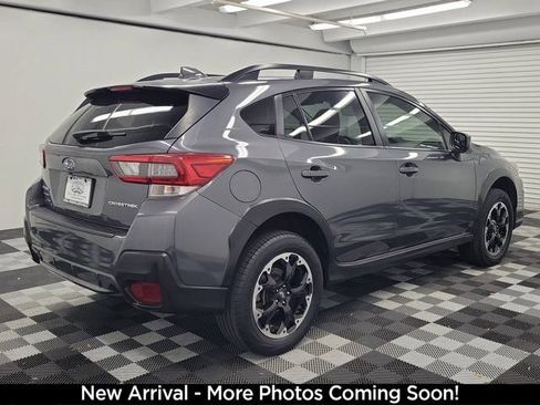 Used 2021 Subaru Crosstrek 2.0i Premium w/ Moonroof Package AWD/4WD image 6