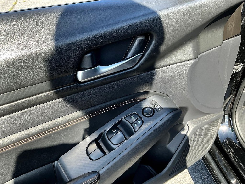 Used 2020 Nissan Altima 2.5 SR FWD image 18