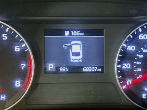 Used 2021 Kia Forte LXS FWD image 16