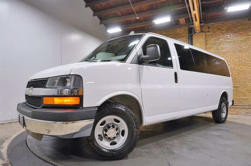 Used 2016 Chevrolet Express 3500 LT w/ LT Preferred Equipment Group RWD image 1