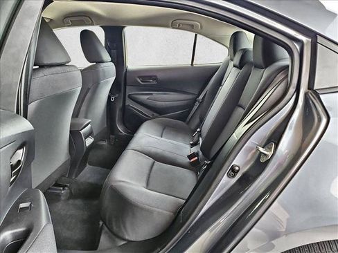 Used 2025 Toyota Corolla LE FWD image 18