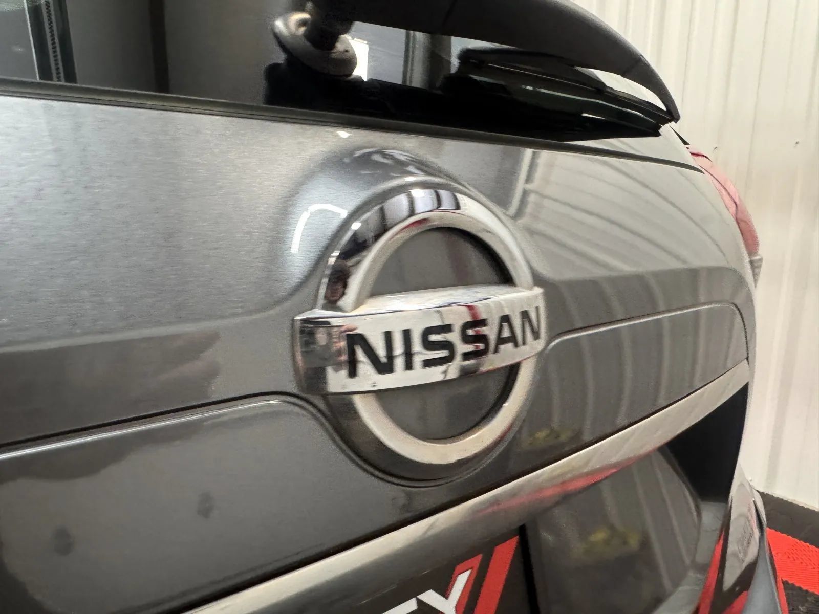 Used 2020 Nissan Rogue S FWD image 14