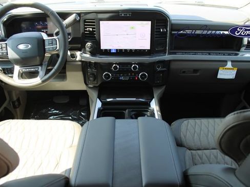 New 2026 Ford F250 Platinum w/ Platinum Plus Package AWD/4WD image 12