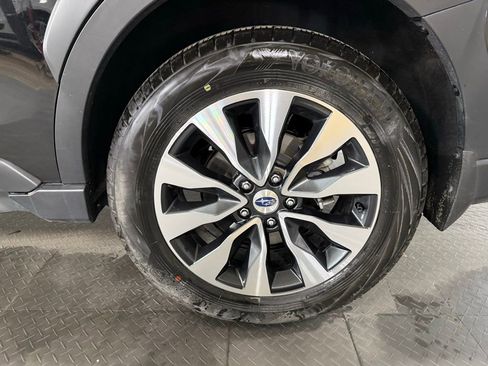 Used 2023 Subaru Outback Touring XT image 7