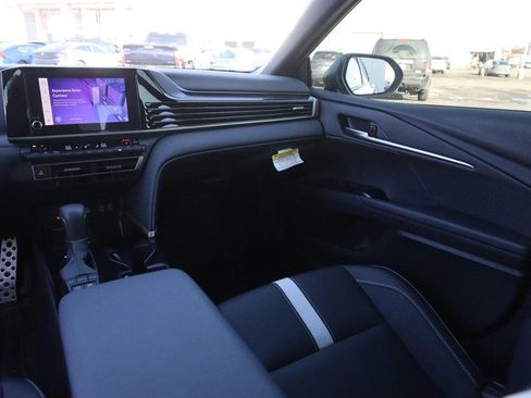 New 2026 Toyota Camry SE image 25