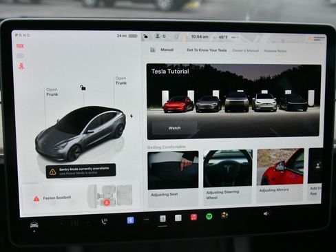 Used 2023 Tesla Model 3 Standard Range image 24