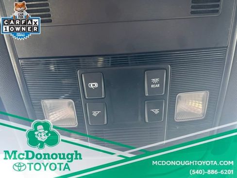 Used 2025 Volkswagen Jetta Sport FWD image 21