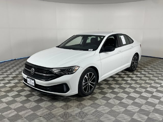 Used 2024 Volkswagen Jetta Sport FWD image 1