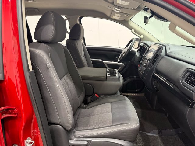 Used 2023 Nissan Titan SV RWD image 18