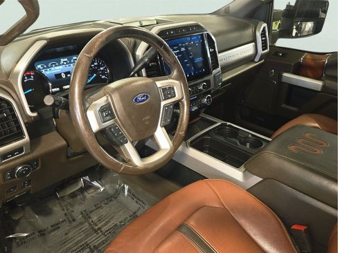 Used 2022 Ford F350 King Ranch w/ King Ranch Ultimate Package AWD/4WD image 9