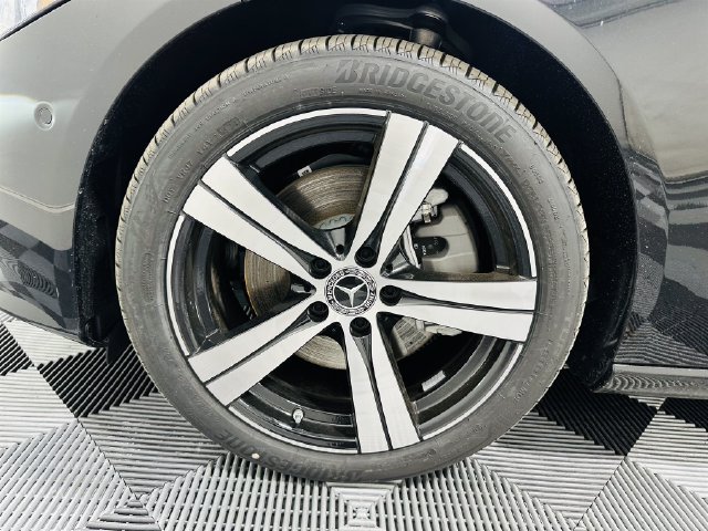 Used 2026 Mercedes-Benz C 300 4MATIC Sedan image 38