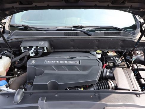 Used 2019 Lincoln Nautilus Select AWD/4WD image 36