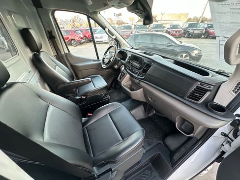 Used 2023 Ford Transit 250 Medium Roof AWD image 13