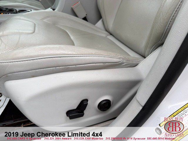 Used 2019 Jeep Cherokee Limited AWD/4WD image 16