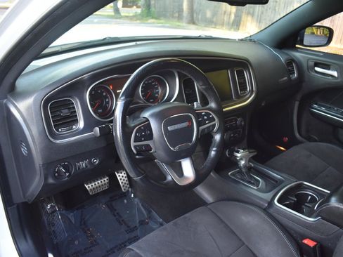 Used 2015 Dodge Charger R/T Scat Pack w/ Beats Audio Group RWD image 14