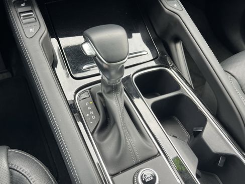 Certified 2024 Kia Telluride EX image 32