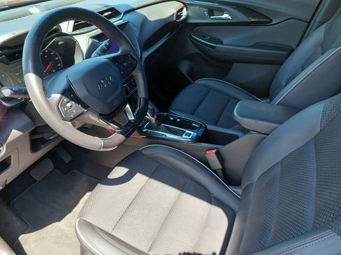 Used 2023 Chevrolet TrailBlazer RS AWD/4WD image 9