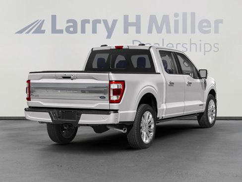 Used 2022 Ford F150 Limited image 2