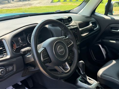 Used 2022 Jeep Renegade Limited w/ Sun, Sound & Wheels Group AWD/4WD image 28