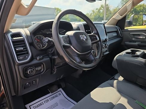 Used 2019 RAM 1500 Big Horn AWD/4WD image 14