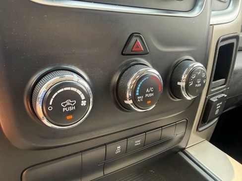 Used 2015 RAM 1500 Big Horn AWD/4WD image 26
