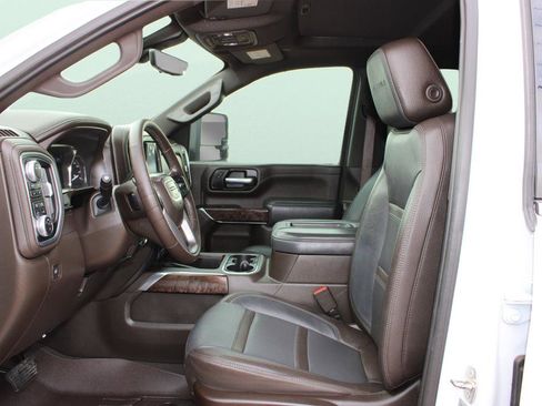 Used 2020 GMC Sierra 3500 Denali w/ Denali Ultimate Package image 16