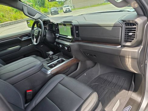 Certified 2023 GMC Sierra 1500 SLT w/ SLT Premium Package AWD/4WD image 31