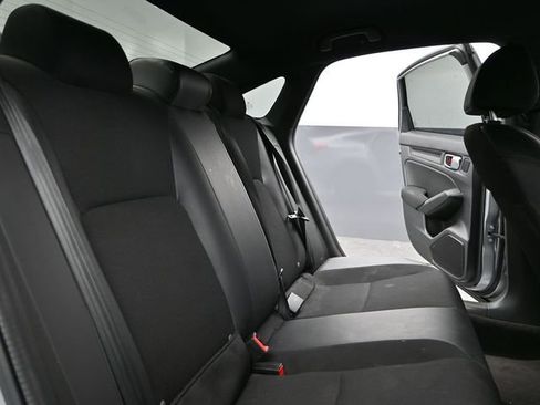 Used 2023 Honda Civic Sport image 19