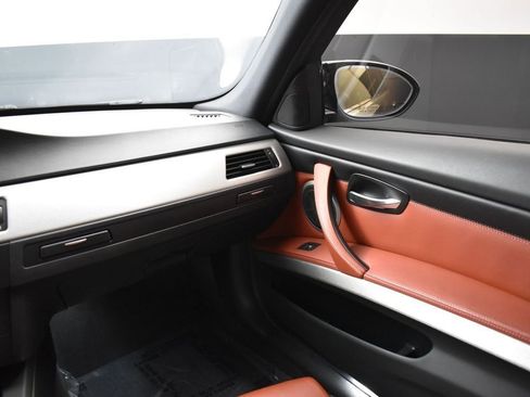 Used 2011 BMW M3 Sedan RWD image 15