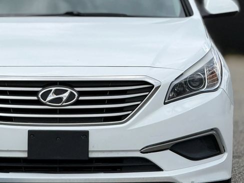 Used 2017 Hyundai Sonata SE FWD image 12