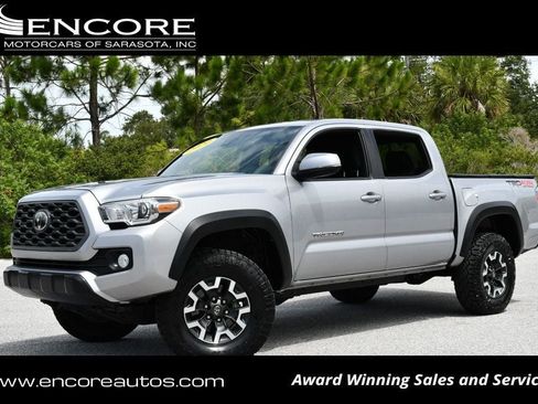 Used 2020 Toyota Tacoma TRD Off-Road AWD/4WD image 1