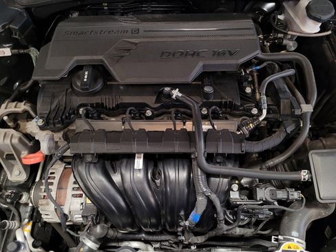 Used 2023 Hyundai Elantra SEL w/ Convenience Package FWD image 30