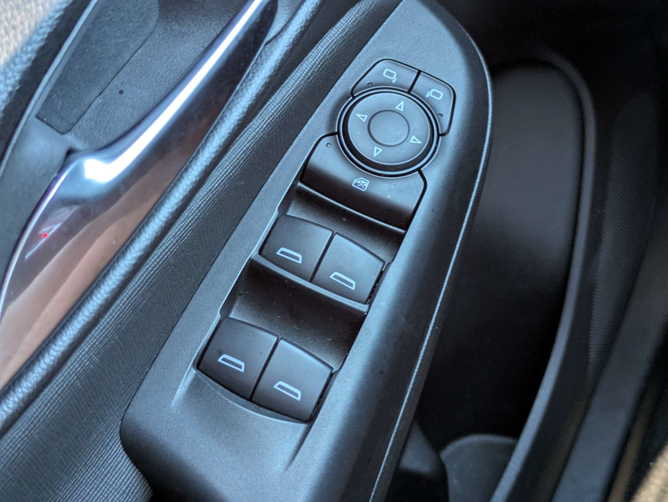 Used 2024 Buick Envista Preferred FWD image 21