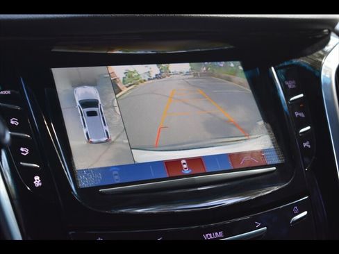 Used 2018 Cadillac Escalade ESV 2WD image 11