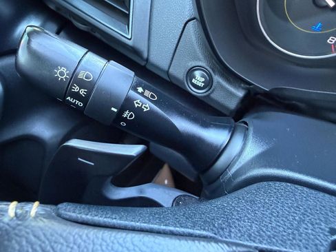 Used 2023 Subaru Crosstrek 2.5i Sport image 23