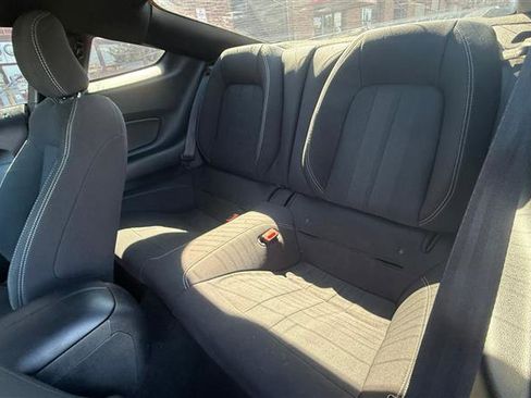Used 2019 Ford Mustang GT w/ GT Performance Package RWD image 6