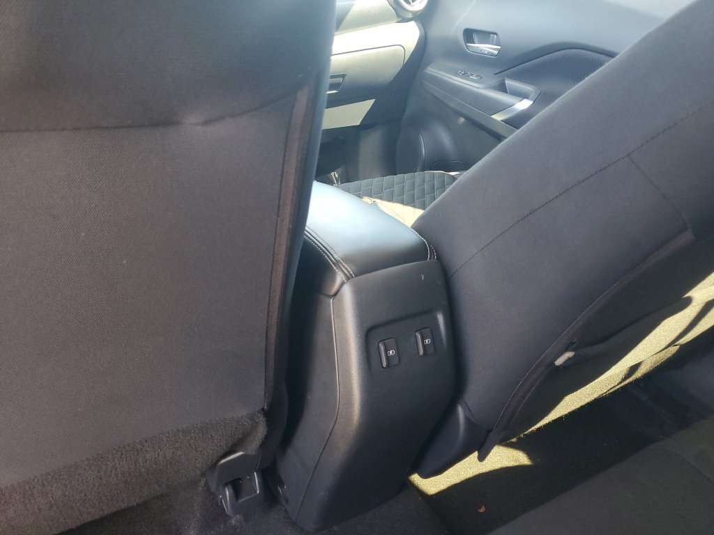 Used 2023 Nissan Kicks SV FWD image 18