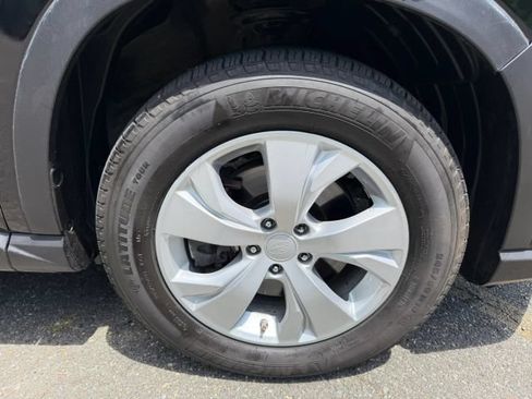 Used 2022 Subaru Ascent Premium w/ Convenience Package AWD/4WD image 29