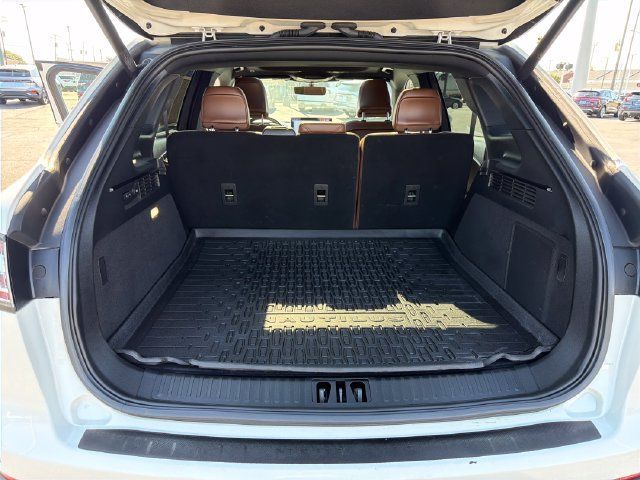 Certified 2023 Lincoln Nautilus Reserve AWD/4WD image 26