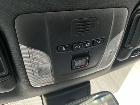 Used 2020 Toyota Corolla SE FWD image 17