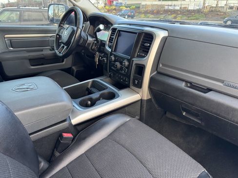 Used 2018 RAM 3500 Lone Star image 11