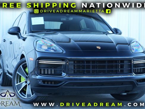Used 2021 Porsche Cayenne Turbo S image 2