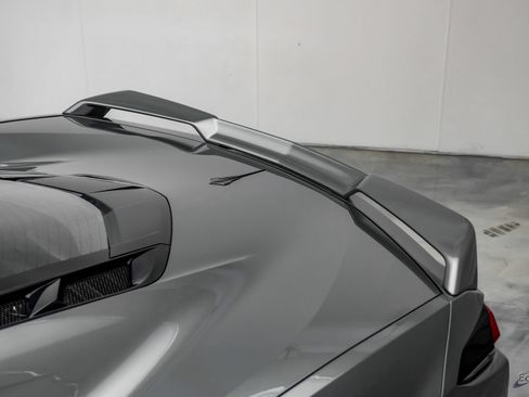 Used 2022 Chevrolet Corvette Stingray Preferred Cpe w/ Z51 Performance Package RWD image 42