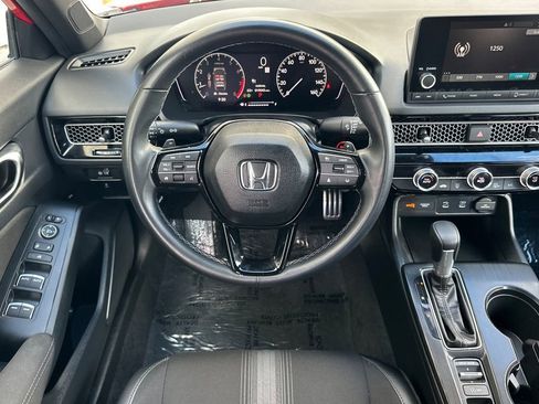 Used 2025 Honda Civic Sport image 14